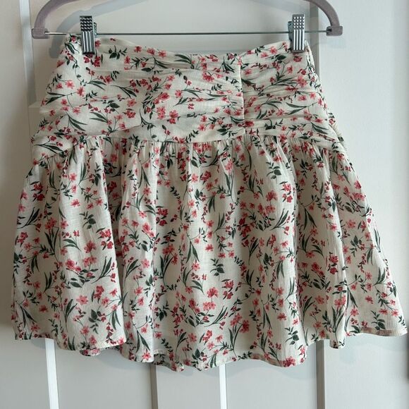 MinkPink S Floral Ruched Effect Mini Skirt Spring Easter Summer Girly Coquette - Picture 1 of 10